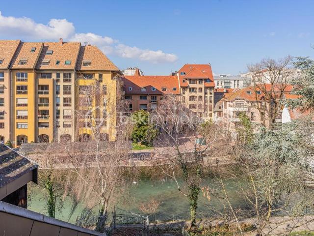 VIEILLE VILLE D'ANNECY – RARE OPPORTUNITÉ !
