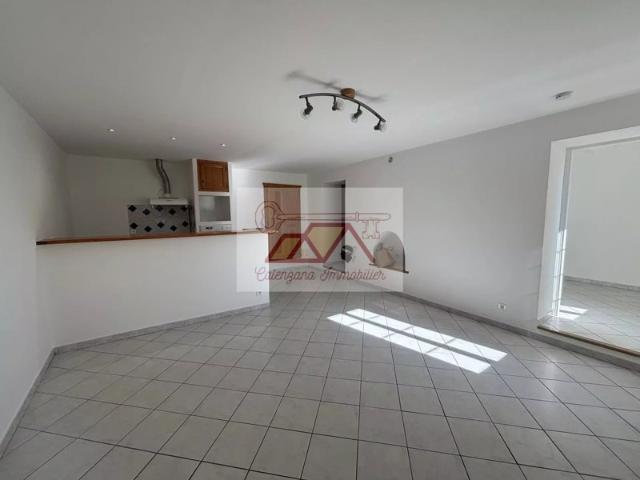 VIEILLE VILLE D'ILE ROUSSE. APPARTEMENT 2 CHAMBRES