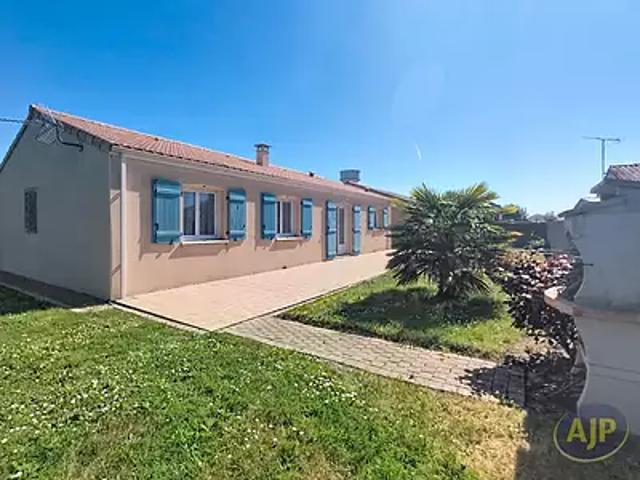 Vieillevigne 44116 Achat / Vente maison 6 pièces t6 au dernier étage