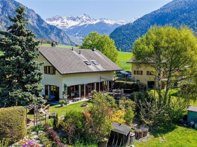 Viel mehr als ein einfaches grosses Familienchalet