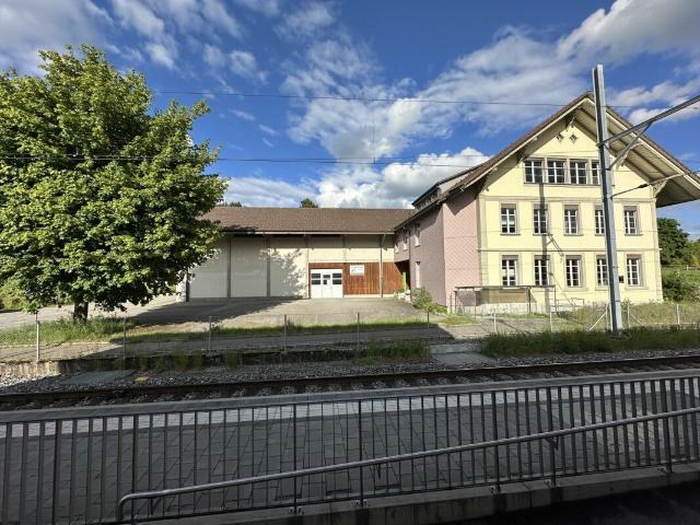 Viel Platz für Ihr Vorhaben Gewerbeliegenschaft mit Potenzial