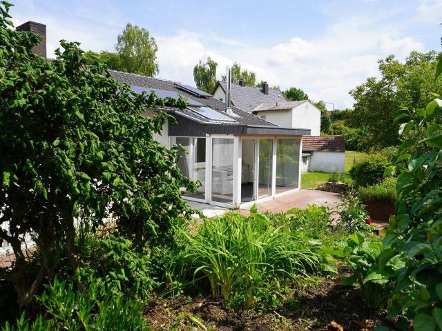 Bungalow mit PV und reichlich Platz, eine echte Alternative zur Miete!