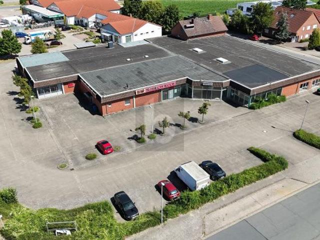 VIELE MÖGLICHKEITEN IM GEWERBEGEBIET