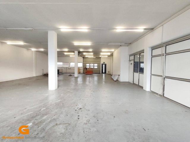 Vielseitig nutzbare Betriebsimmobilie in Wals Siezenheim mieten