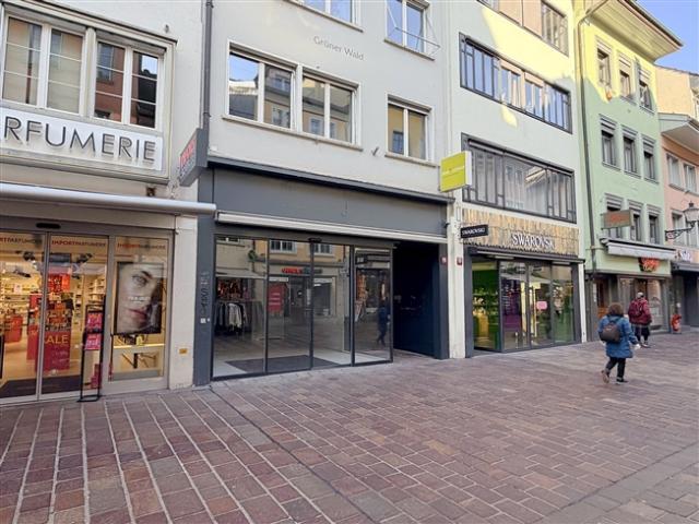 Vielseitig nutzbare Laden /Gewerberäumlichkeiten an bester Passantenlage