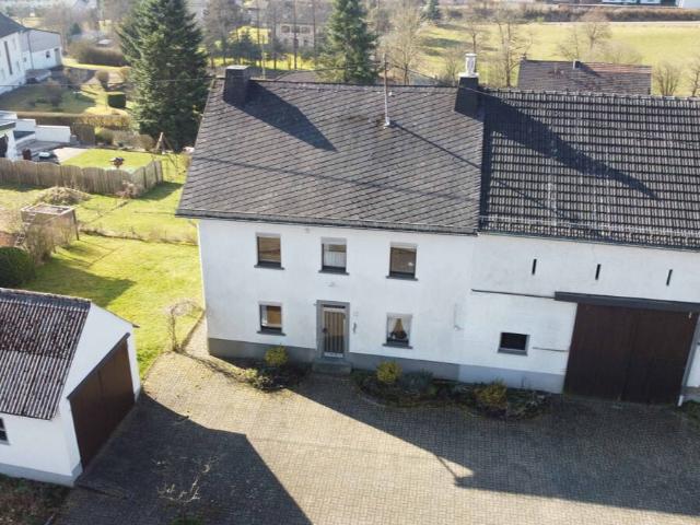Vielseitig nutzbares Einfamilienhaus in Olzheim