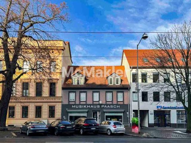Vielseitig nutzbares Geschäftshaus mit Loft Charakter in zentraler Lage