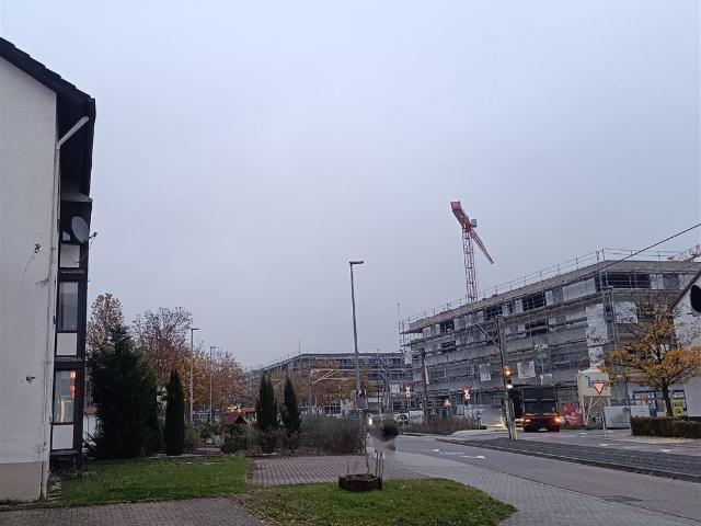 Vielseitig nutzbarer Gewerbe /Hobbyraum mit 2 Stellplätzen in Rheinstetten Stadtmitte