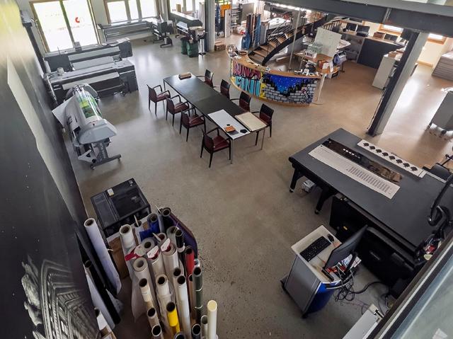 Vielseitige Gewerbefläche in Jegenstorf: Heller Showroom mit ca. 238 m²