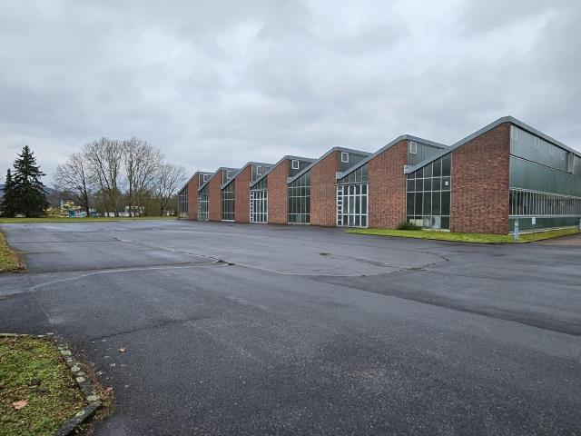 Vielseitige Produktions & Lagerhalle 2.800 m² + 9.400 m² Freifläche in Wertheim Bestenheid
