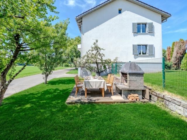 Vielseitiges Zweifamilienhaus – für mehrere Generationen