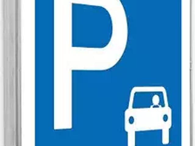 Vienne 38200 Location parking