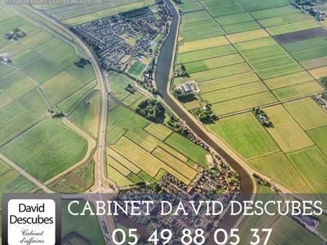 VIENNE 86. A vendre terrain nu de 18 000m2 environ en zone d’activité