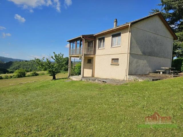 VIENNE, les Hauteurs, Quartier MASSIER, Villa T3 de 69 m² sur sous sol complet avec terrain de 5388 m²