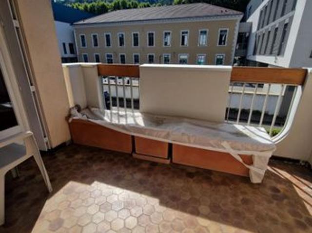 Vienne Spacieux t5 Terrasse Ascenseur Garage