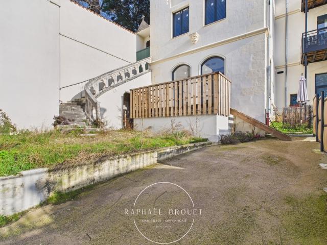 VIENNE – PLATEAU BRUT A AMENAGER AVEC TERRASSE, JARDIN ET STATIONNEMENT