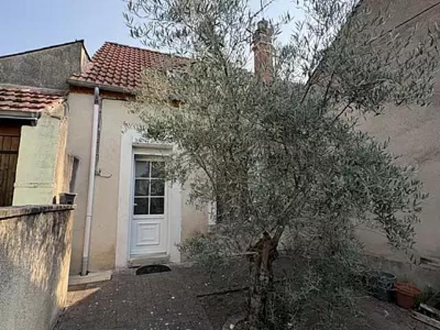 Vierzon 18100 Location maison 3 pièces t3 terrasse
