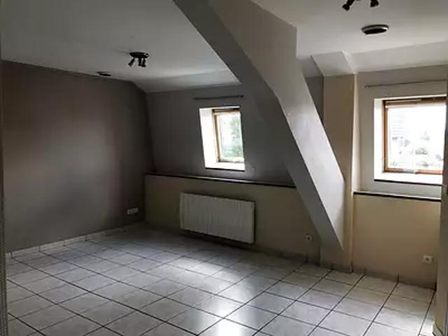 Vierzon 18100 Location appartement 3 pièces t3 au dernier étage