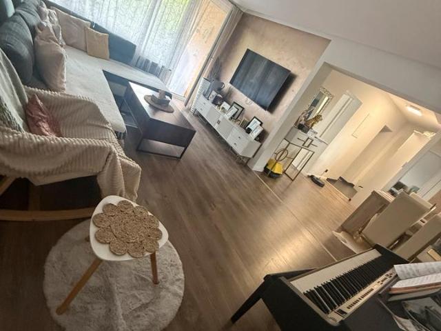 Vierzimmerwohnung