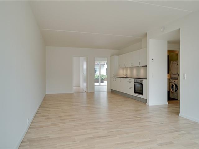 Vigerslev Allé, 97 m2, 4 værelser, 19.500 kr Valby, København