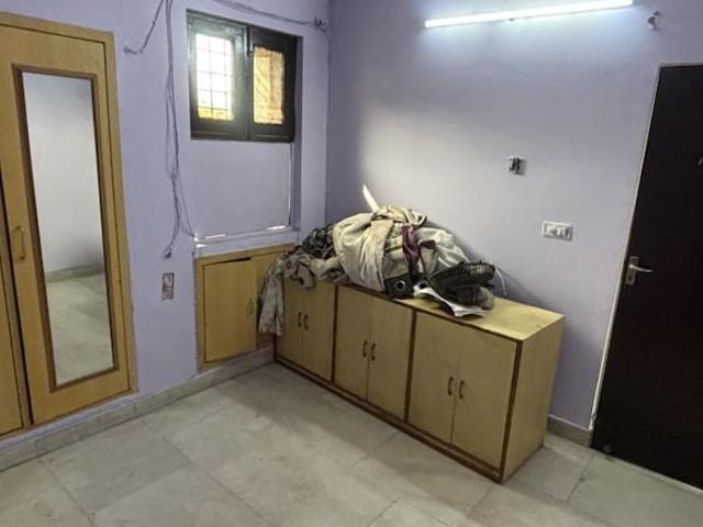 Vikas Puri 3 Bedroom 1250 Sq. Ft. Apartment in Vikas Puri Delhi Listing ID: #10182