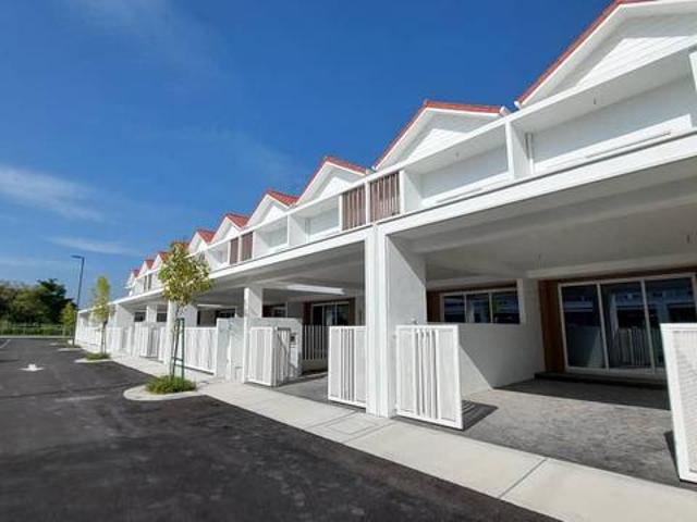 Viluxe Landed 2 Storey Terrace House Gated Guarded Batu Kawan Freehold