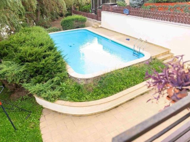 vilă duplex | complex rezidential cu piscina | panouri solare | pipera