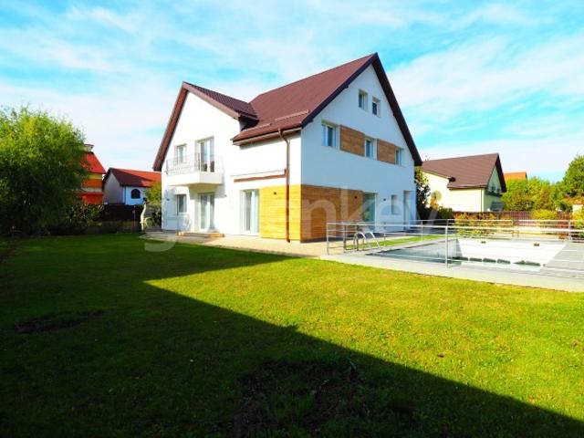 Vilă impecabila cu 7 camere, piscina exclusiva | ID:820548