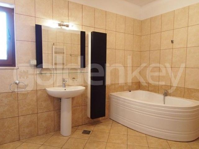 Vilă individuala cu 4 camere | Scoala Britanica | ID:560761