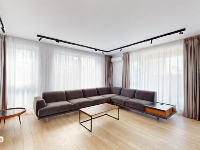 Vilă modernă de închiriat | MTM Luxury Villas | Pipera – Rond OMV