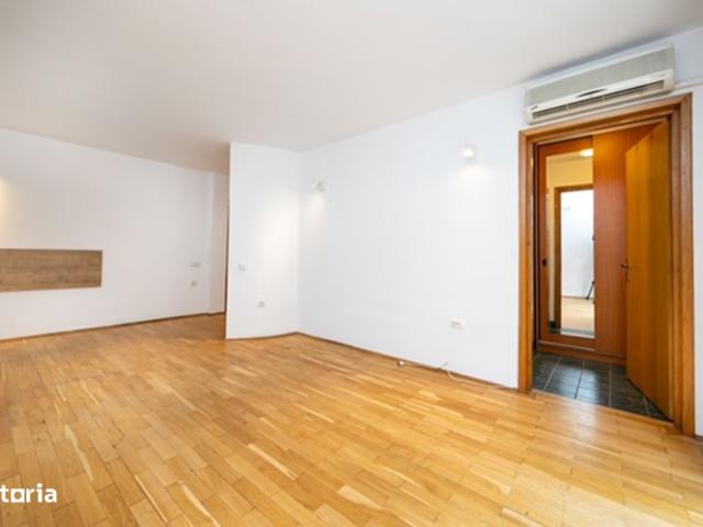 Vilă modernă, str. Dr. C tin Caracaș nr. 47, direct de la proprietar