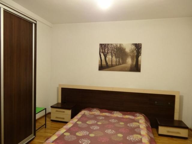 Vilă P+2, 5 camere, garaj, 5 min Metrou Eroii Revoluției