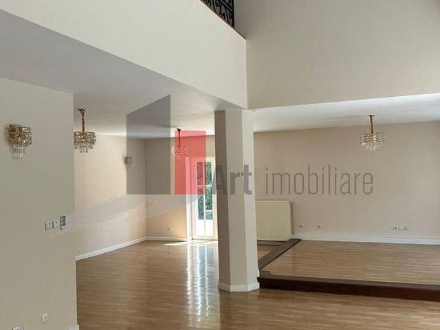 VILĂ PREMIUM Premium Villa DE ÎNCHIRIAT CU PISCINĂ ZONA IANCU NICOLA