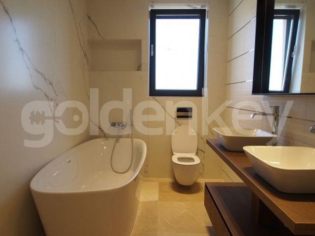 Vila minimalista cu piscina | finisata premium | Scoala Americana | ID:2588806