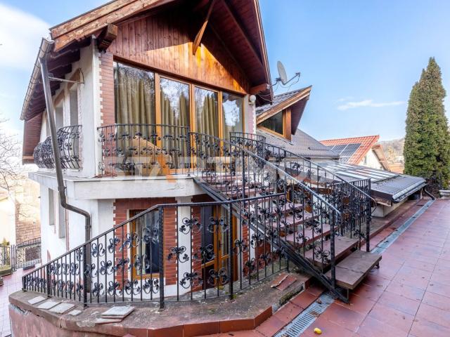 Vila mobilata ultracentral Brasov