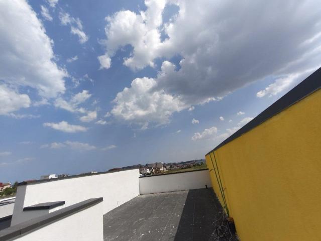 Vila modernă de inchiriat Mamaia Sat pretabil grădinița