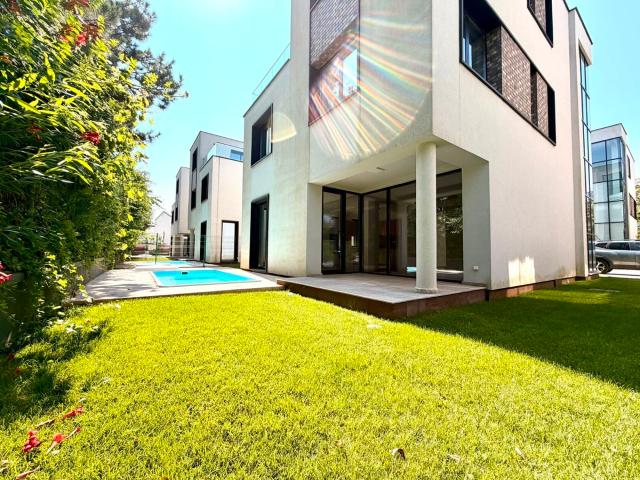 vila moderna cu piscina, complex rezidential, pipera