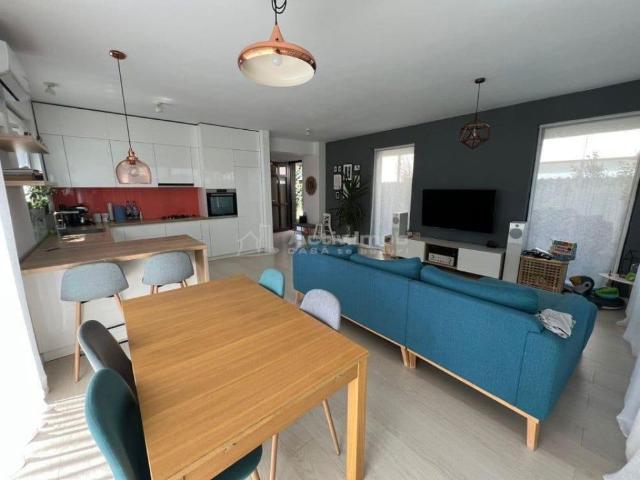 Vila moderna Otopeni 5 camere 3 bai 140mp 270mp te