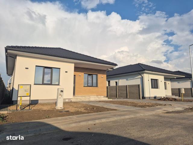 Vila NOUA individuala, 3 si 4 camere in Via Carmina, Arad, comision 0