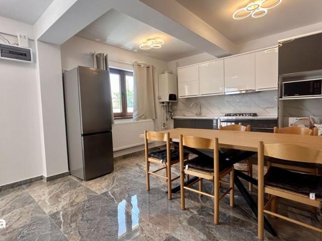 Vila Noua P+1 | 7 Camere cu Bai Proprii | Prima Inchiriere | Mamaia No