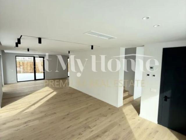 VILA NOUA PREMIUM /4 CAMERE/TUNARI