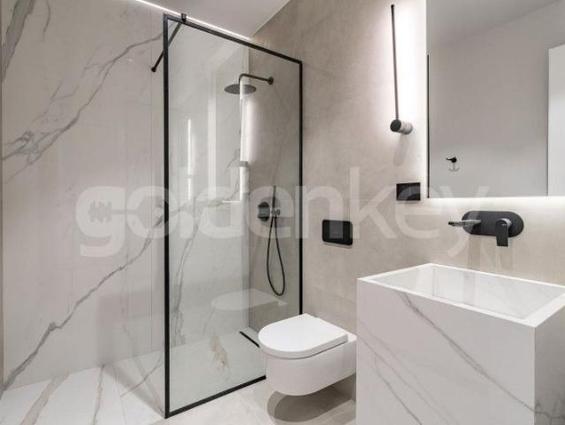 Vila noua ultra finisata cu 6 camere | complex langa padure | Jacuzzi | ID:2162265