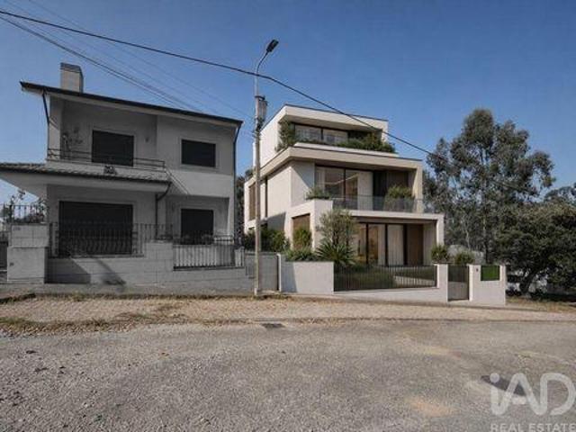 Vila Nova De Gaia Porto 93609339