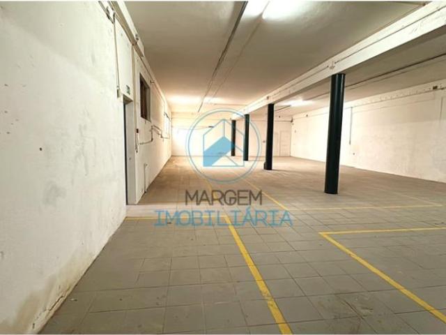 Vila Nova de Famalicão Braga 4765 121 104472599