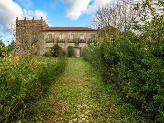 Vila Nova de Famalicão Braga 4760 692 LS99314568