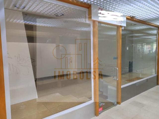 Vila Nova de Famalicão Vila Nova de Famalicão LS102858554