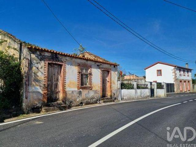 Vila Nova De Poiares Coimbra 100786320