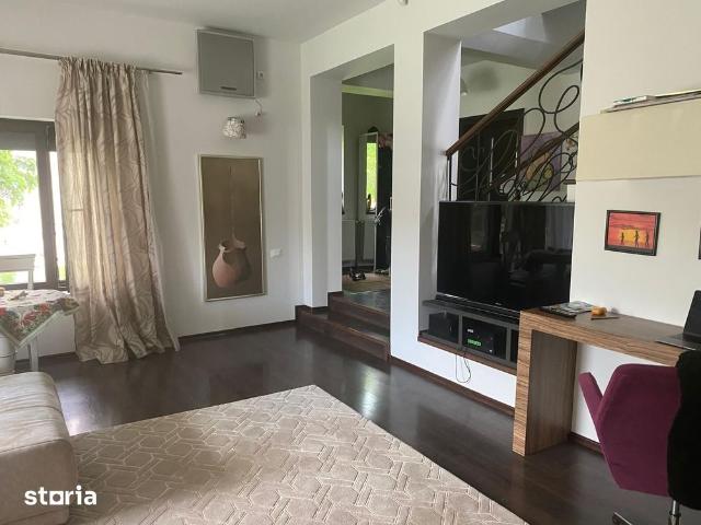 Vila | Aparatorii Patriei | 4 parcari | Metrou 3' | Centrala