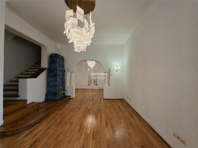 Vila birouri 375 mp, strada Plantelor /Foisorul de foc de inchiriat — Foisorul de Foc, Bucuresti