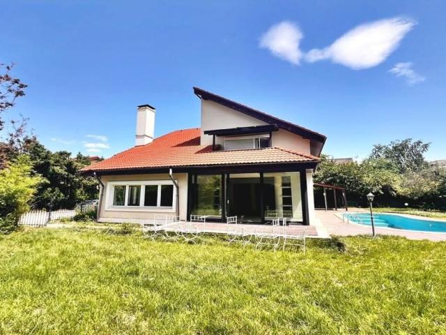 vila cu piscina, complex rezidential pipera